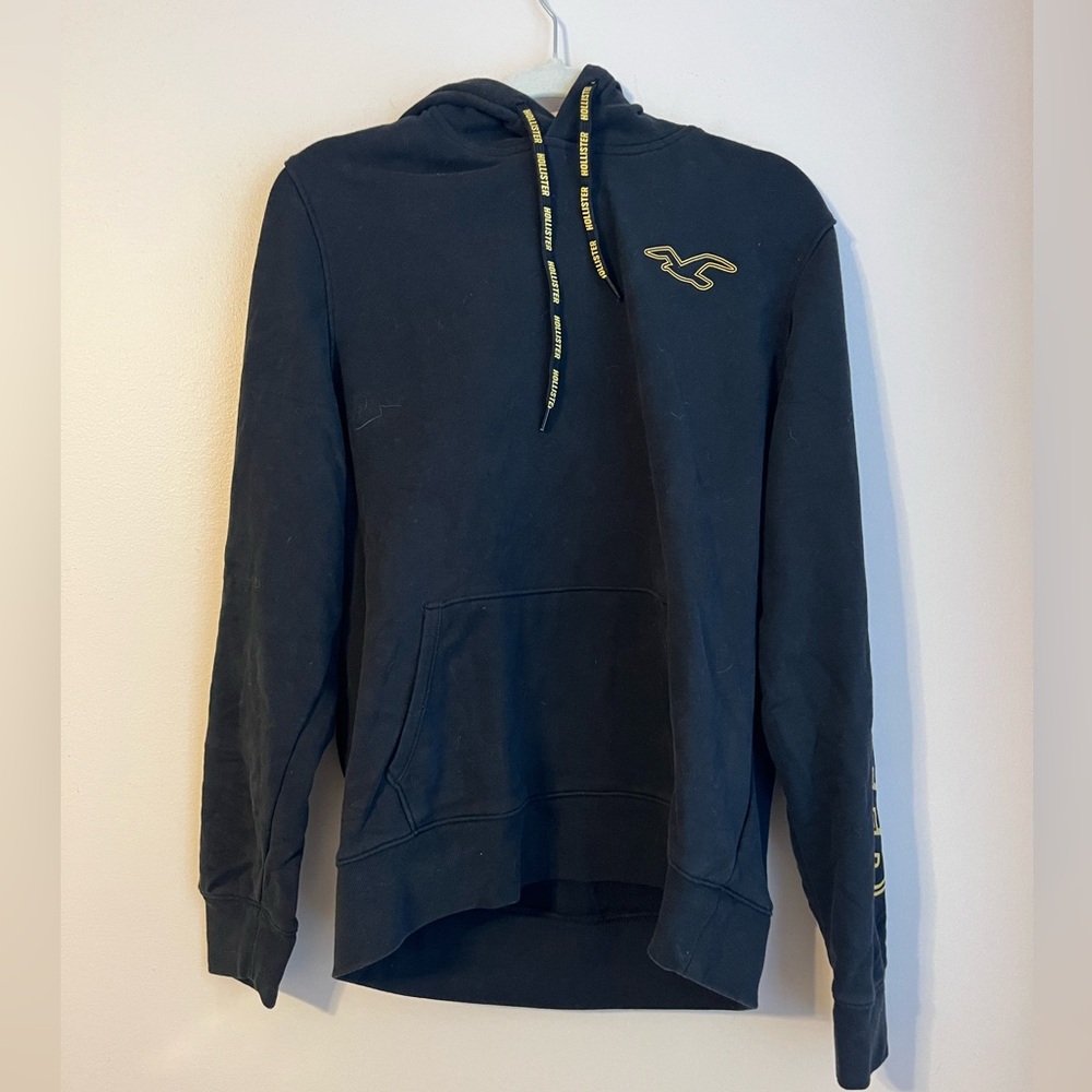 hollister black and gold hoodie